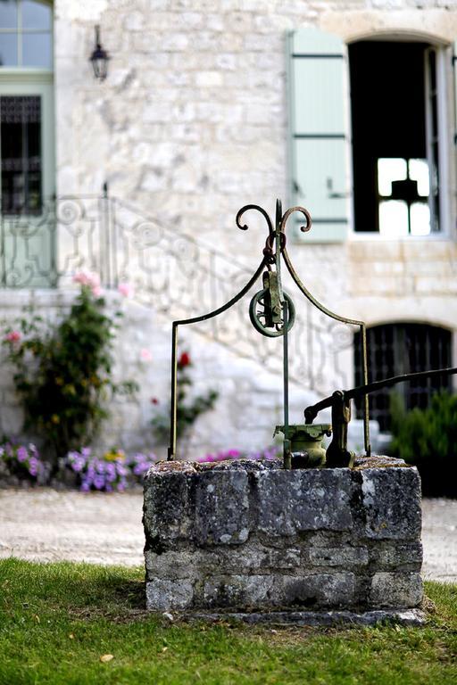 Domaine De Lamassas Hautefage-la-Tour Exterior photo
