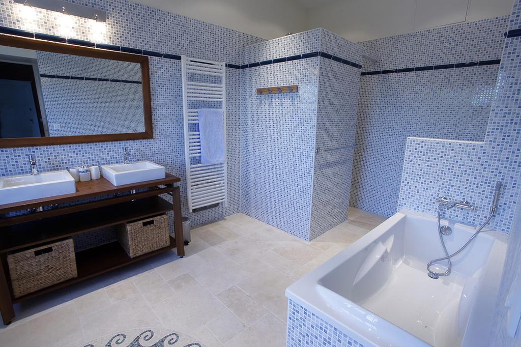 Domaine De Lamassas Hautefage-la-Tour Room photo